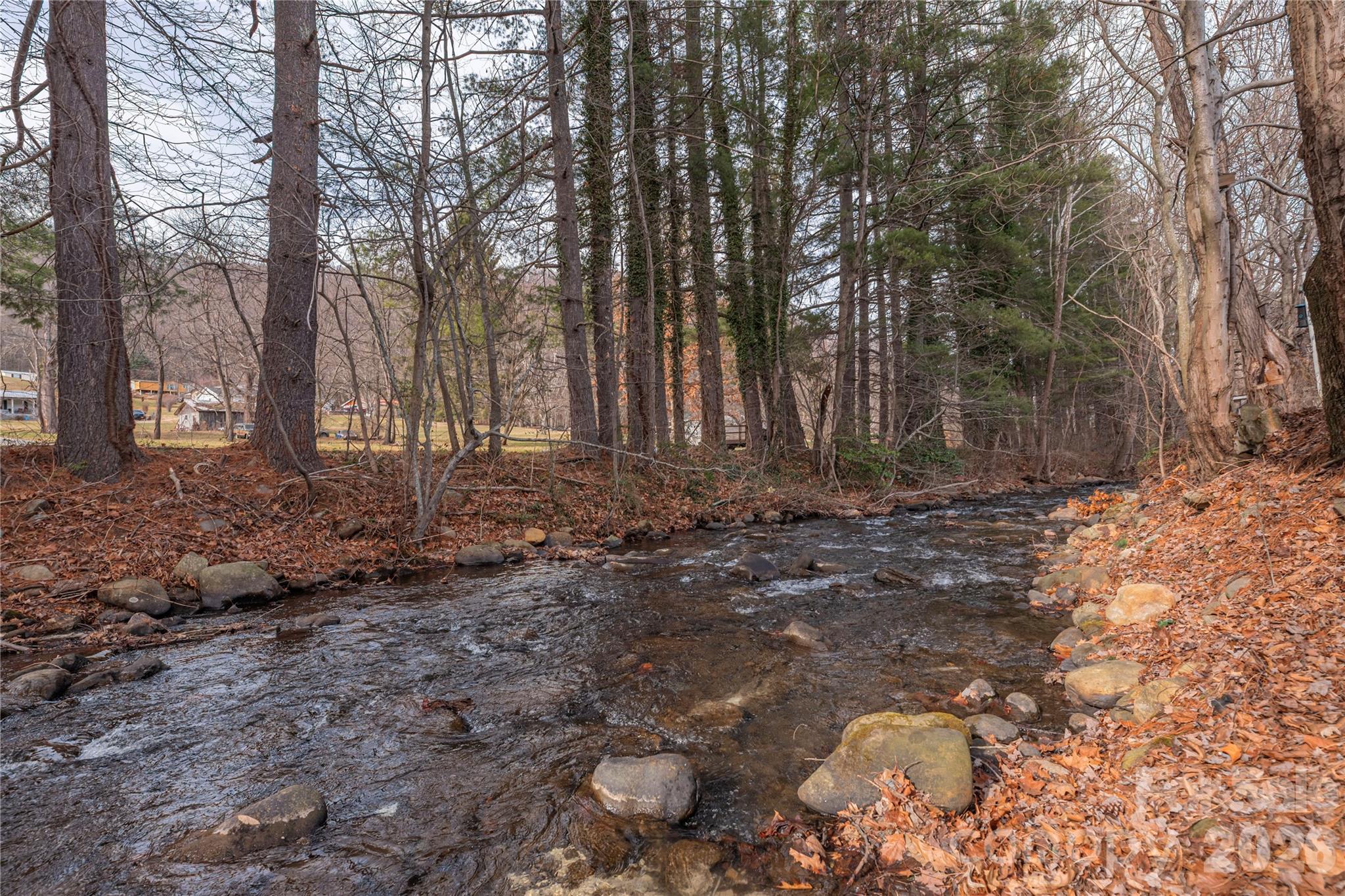 1496 Allens Creek Road Property Photo 23