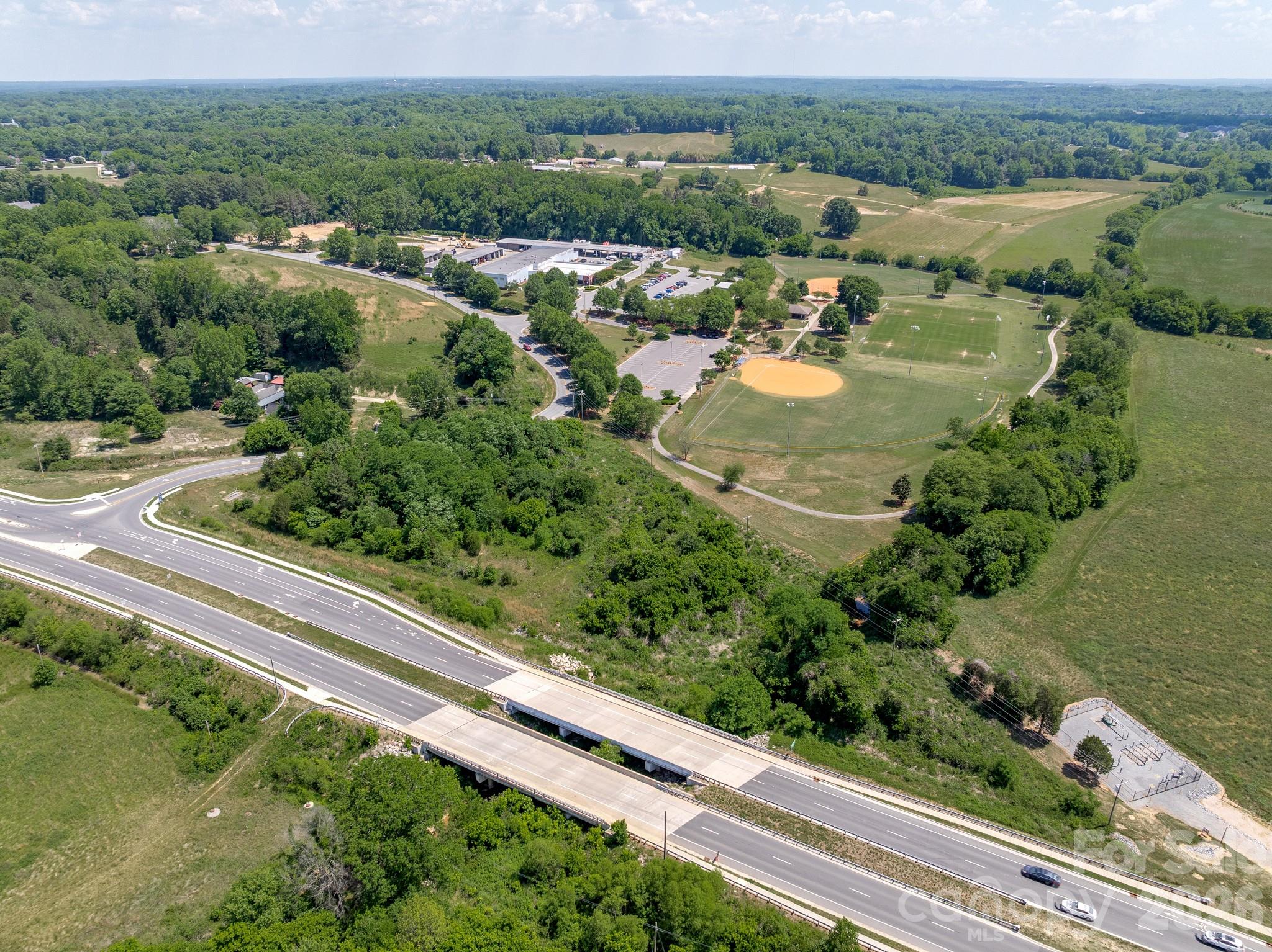 1599 Bethpage Road Property Photo 4