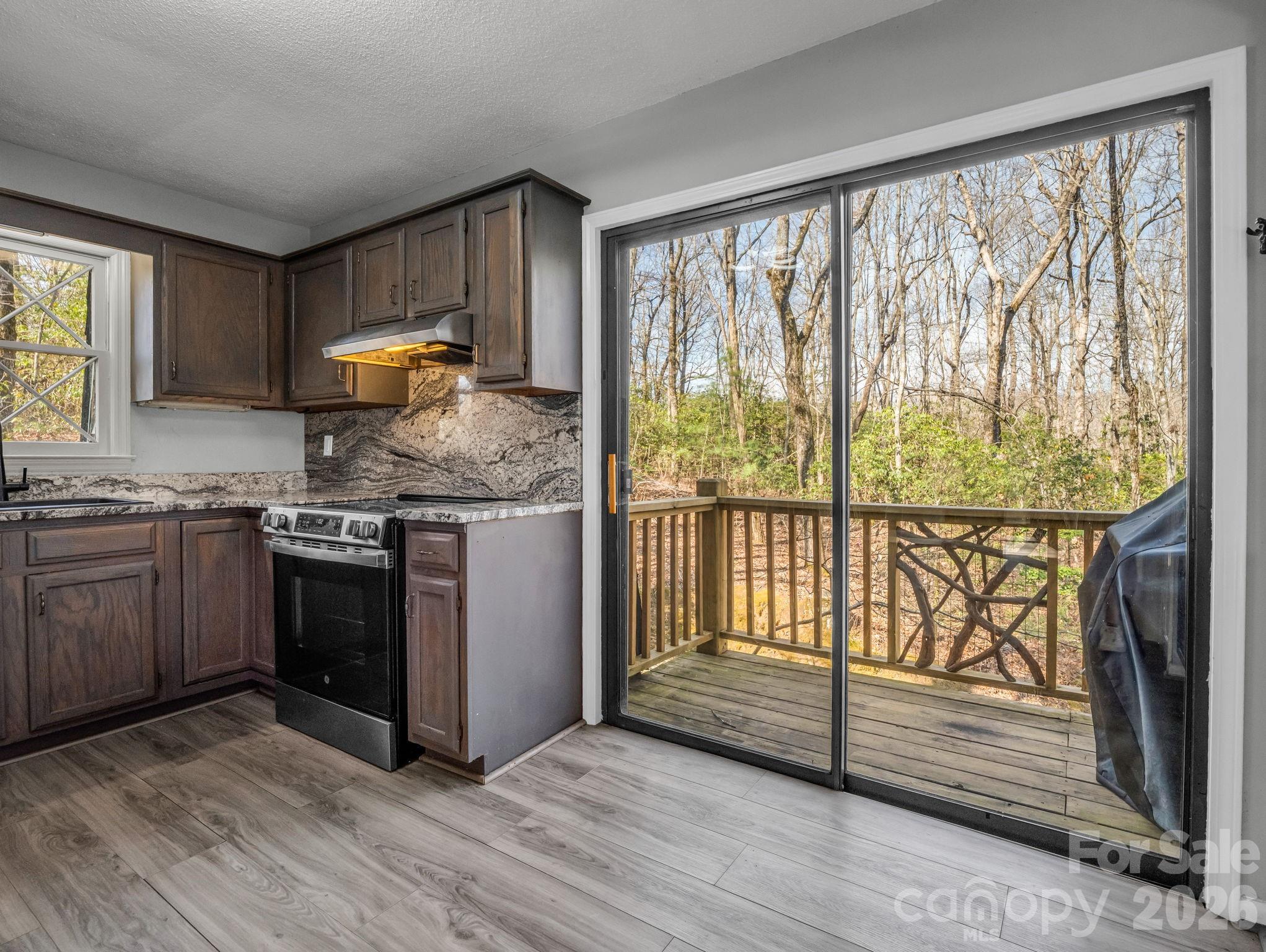 177 Tsisqua Circle Property Photo 11