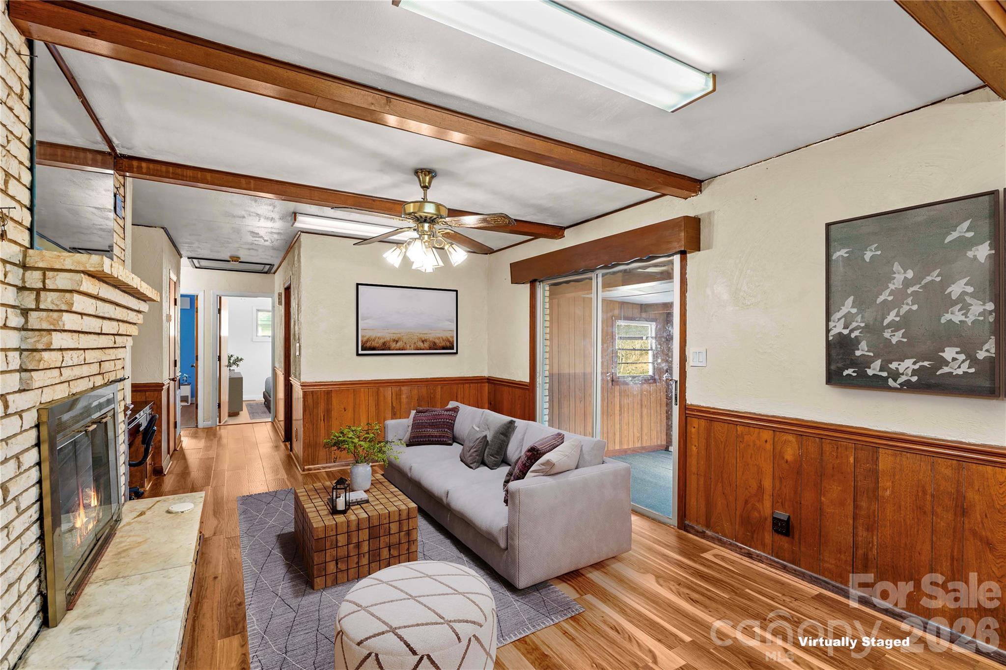 305 Sills Drive Property Photo 12