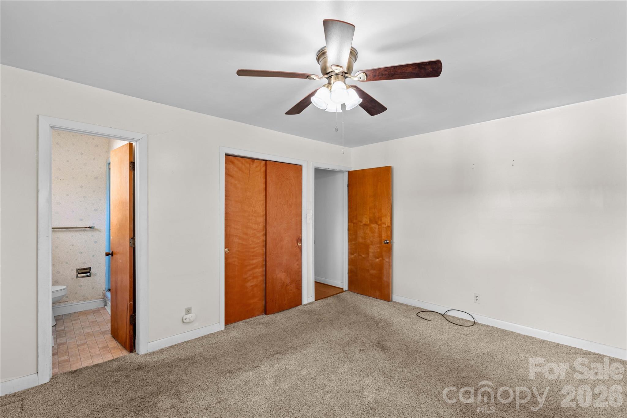 305 Sills Drive Property Photo 36