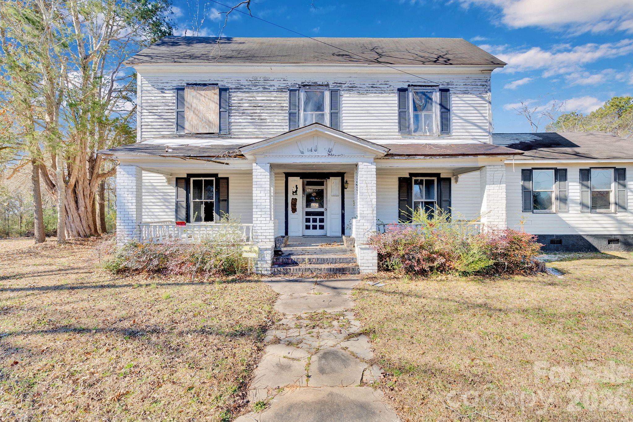 4521 Edgeland Road Property Photo 16