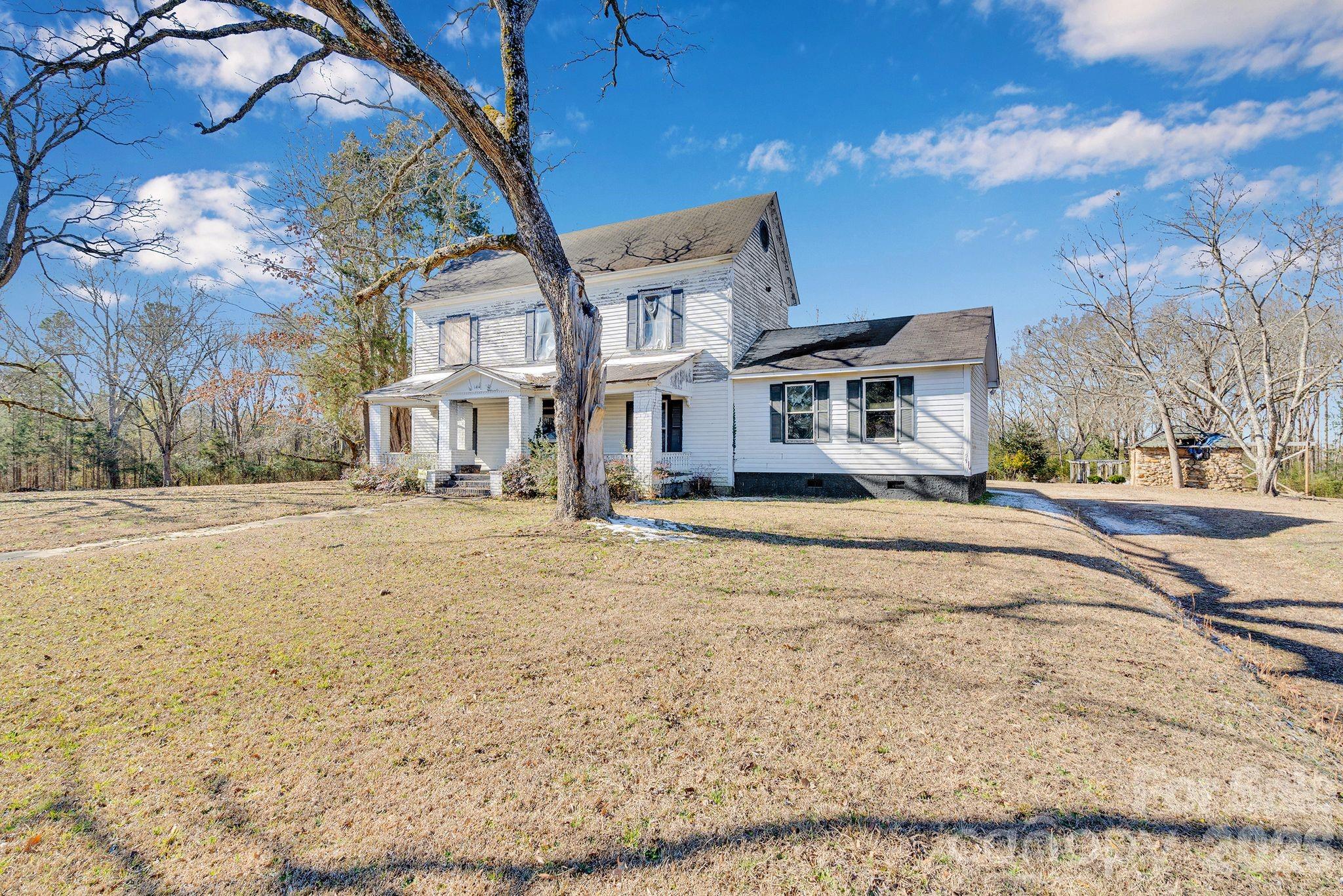 4521 Edgeland Road Property Photo 18