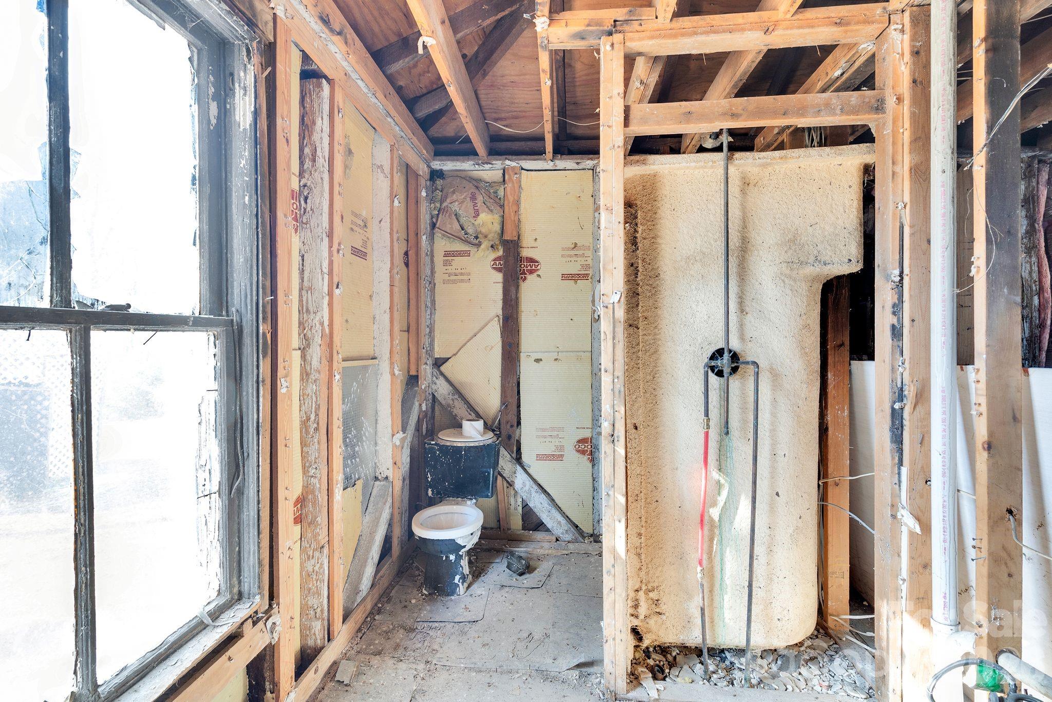 4521 Edgeland Road Property Photo 42