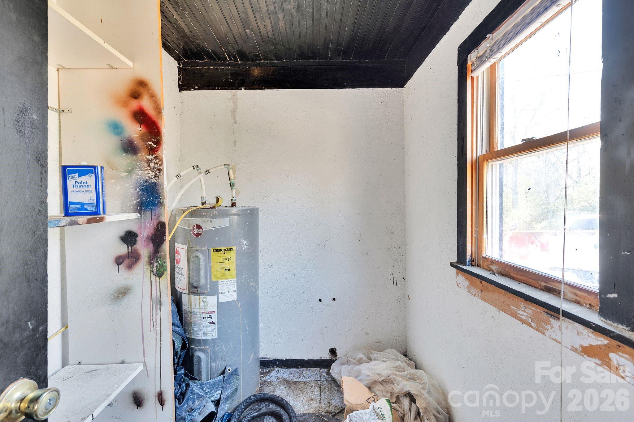 4521 Edgeland Road Property Photo 43