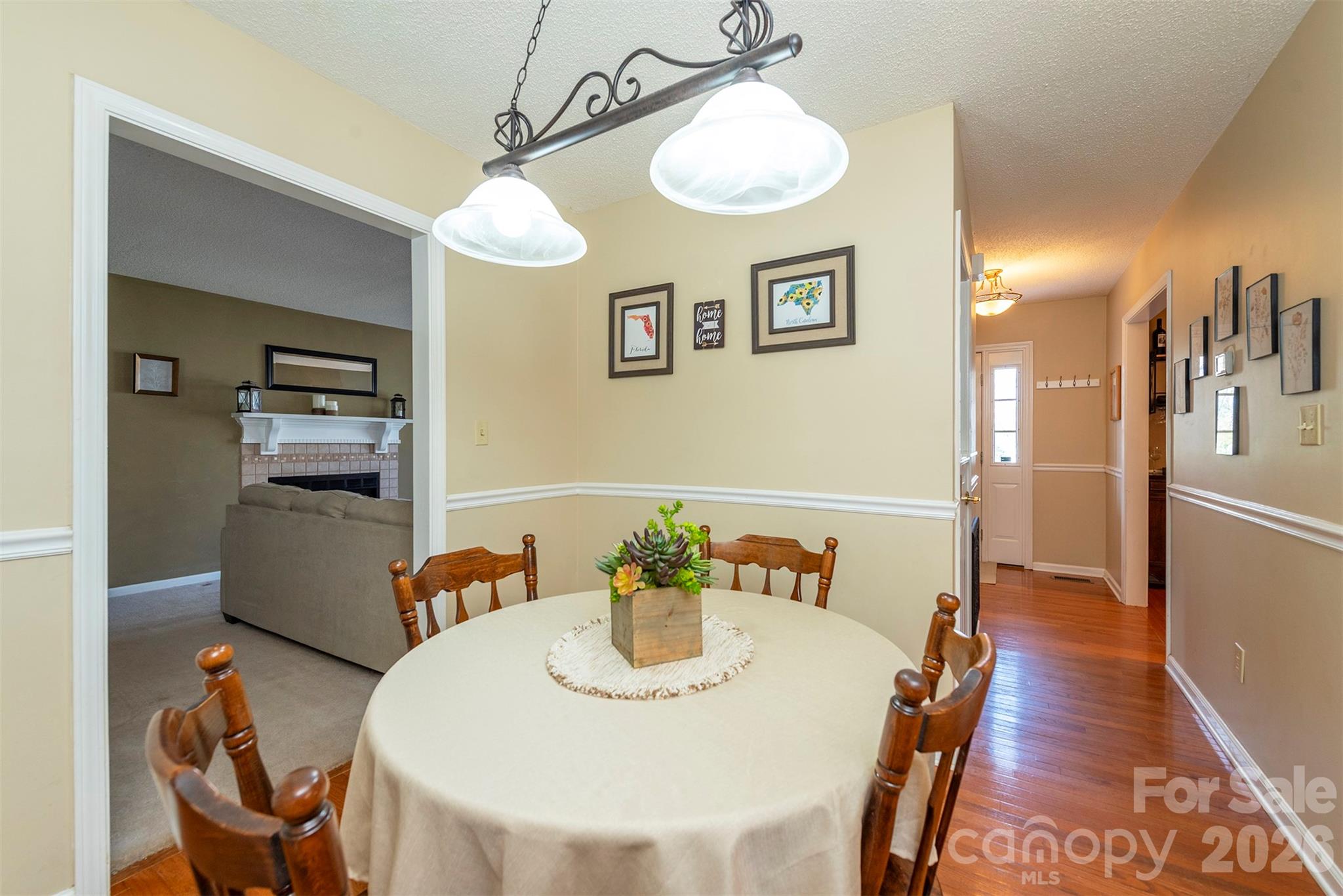 46 Foxberry Drive Property Photo 6
