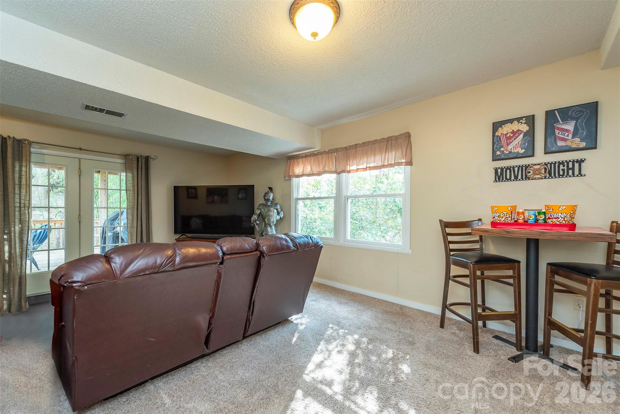 46 Foxberry Drive Property Photo 17