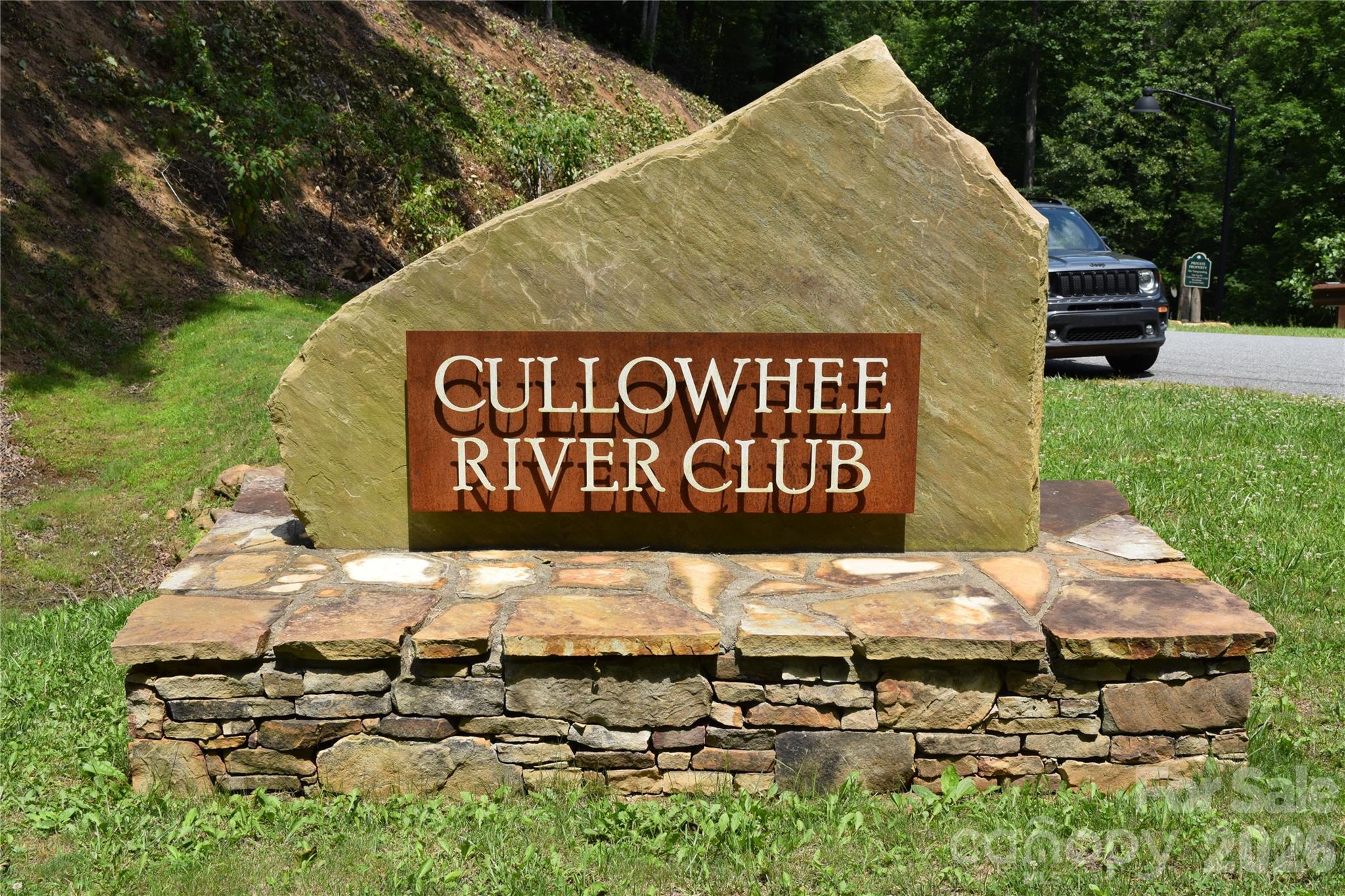 22 River Club Drive Property Photo 6