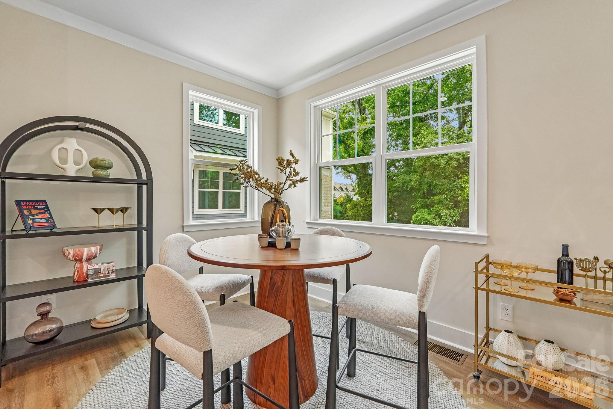 806 Hammers Lane Property Photo 9