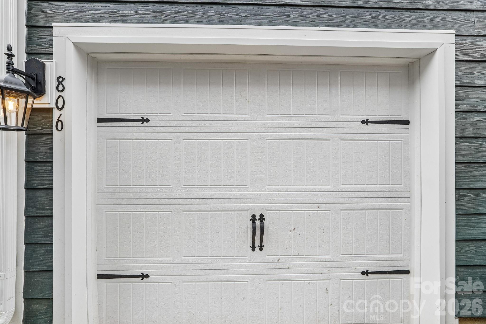806 Hammers Lane Property Photo 33