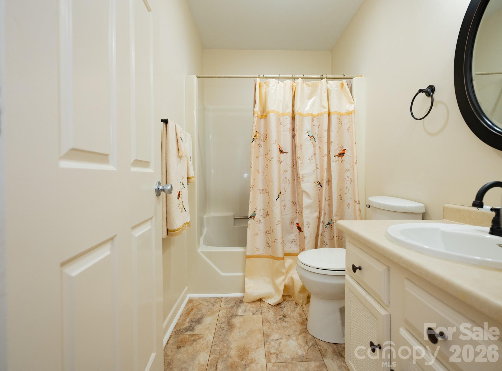 250 Eastwood Village Drive Property Photo 7