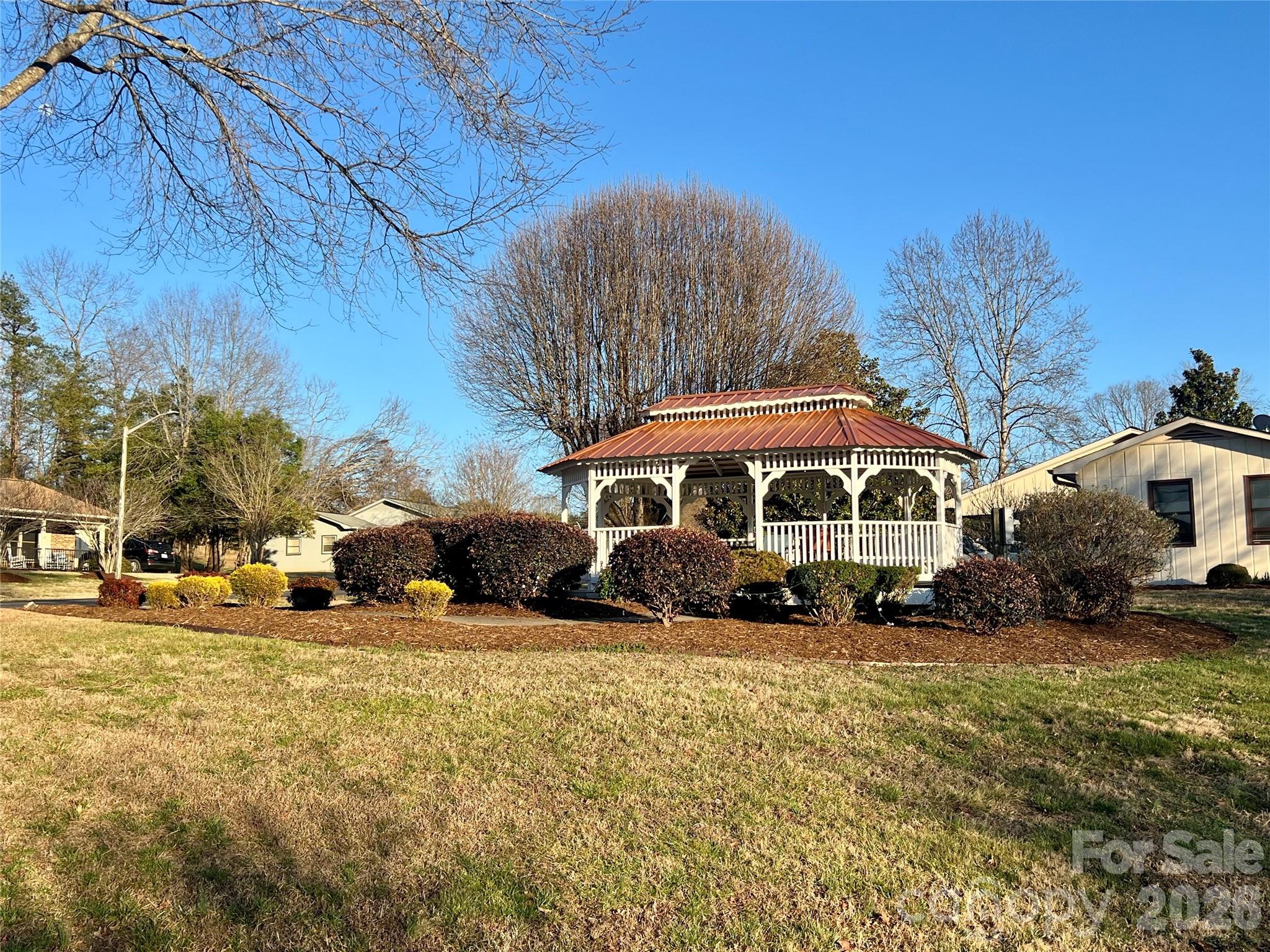 250 Eastwood Village Drive Property Photo 27