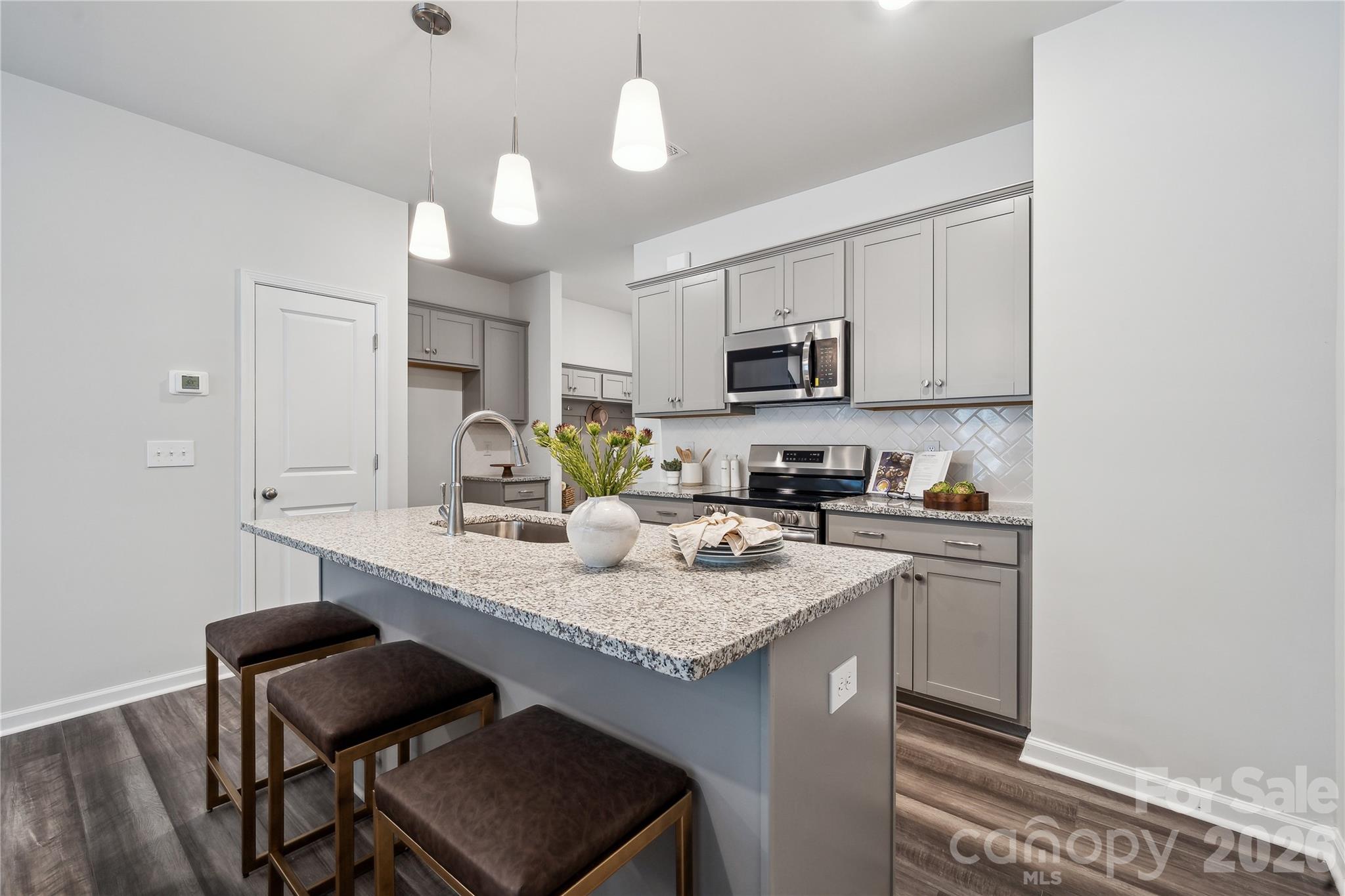 6518 Harlech Street 17 Property Photo 6
