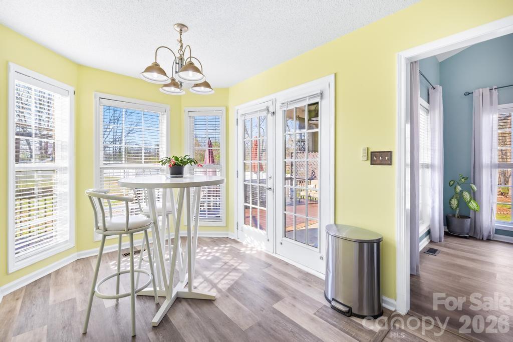 105 Laura Court Property Photo 17