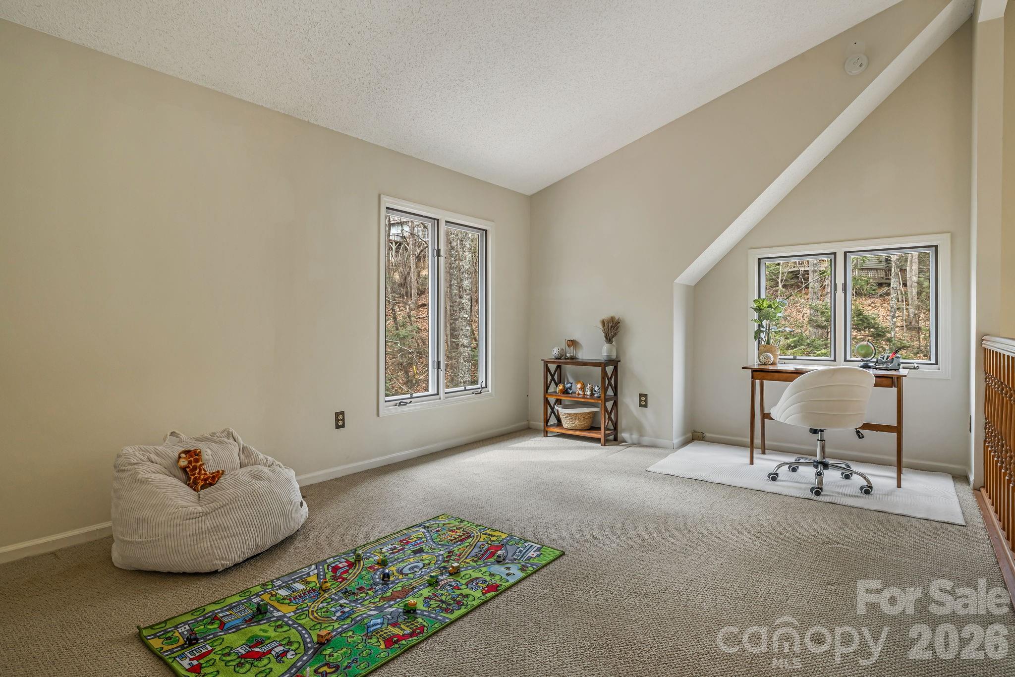 45 Windward Drive Property Photo 6