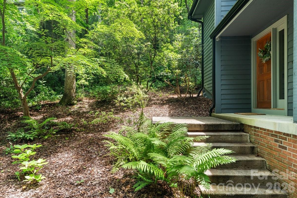 45 Windward Drive Property Photo 9