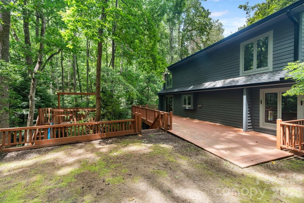 45 Windward Drive Property Photo 24