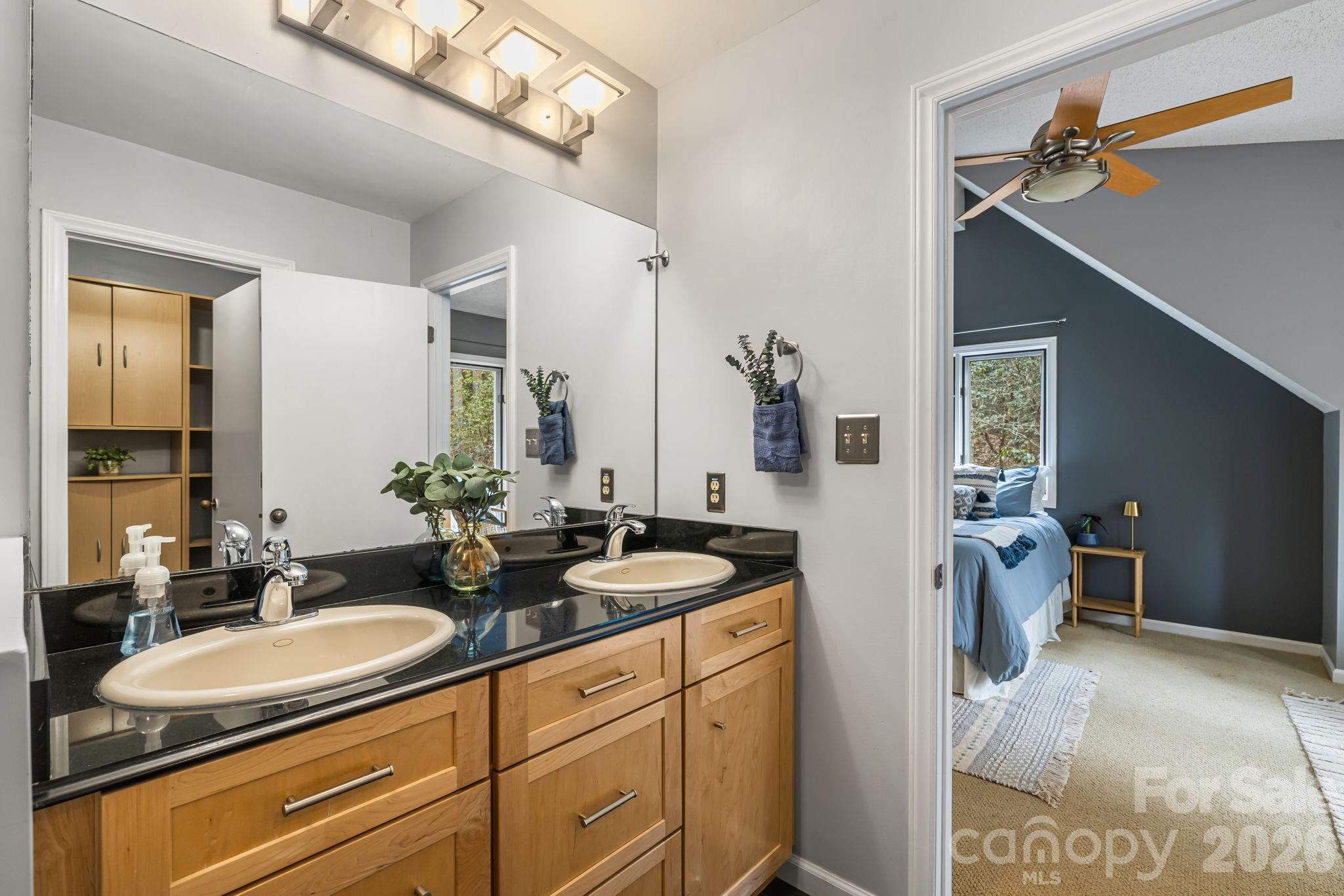 45 Windward Drive Property Photo 32