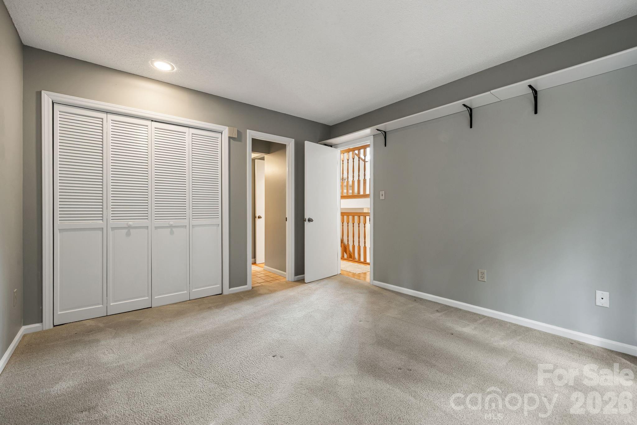 45 Windward Drive Property Photo 34