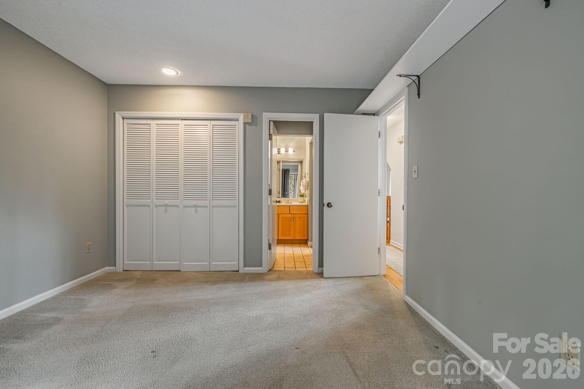 45 Windward Drive Property Photo 35