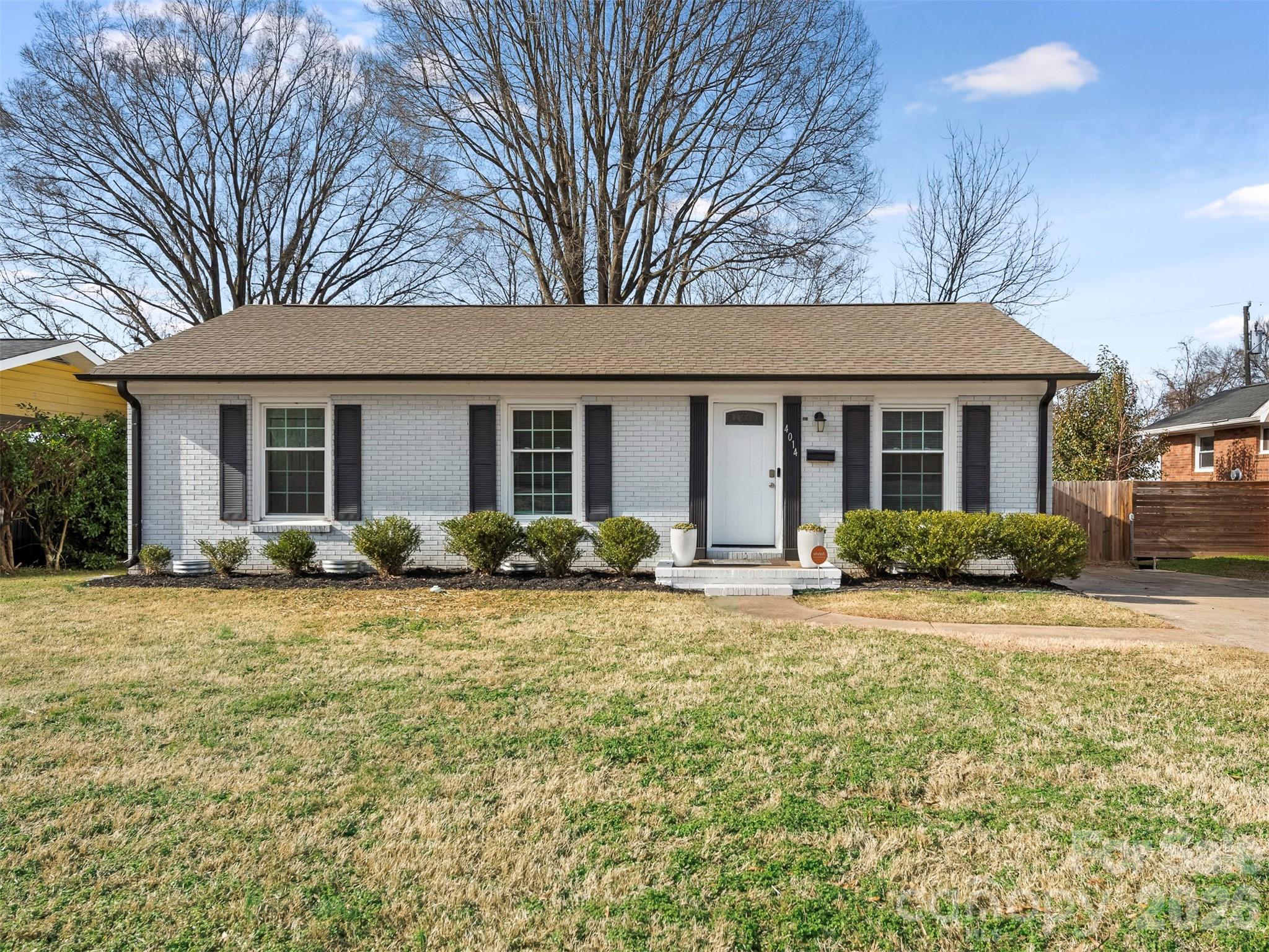 4014 Fieldcrest Road Property Photo 1