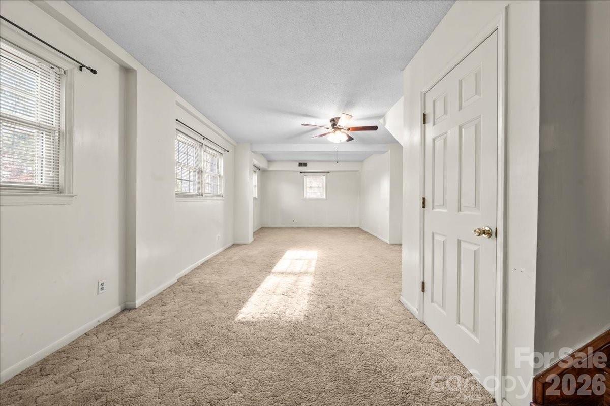 372 Holly Hills Drive Property Photo 33