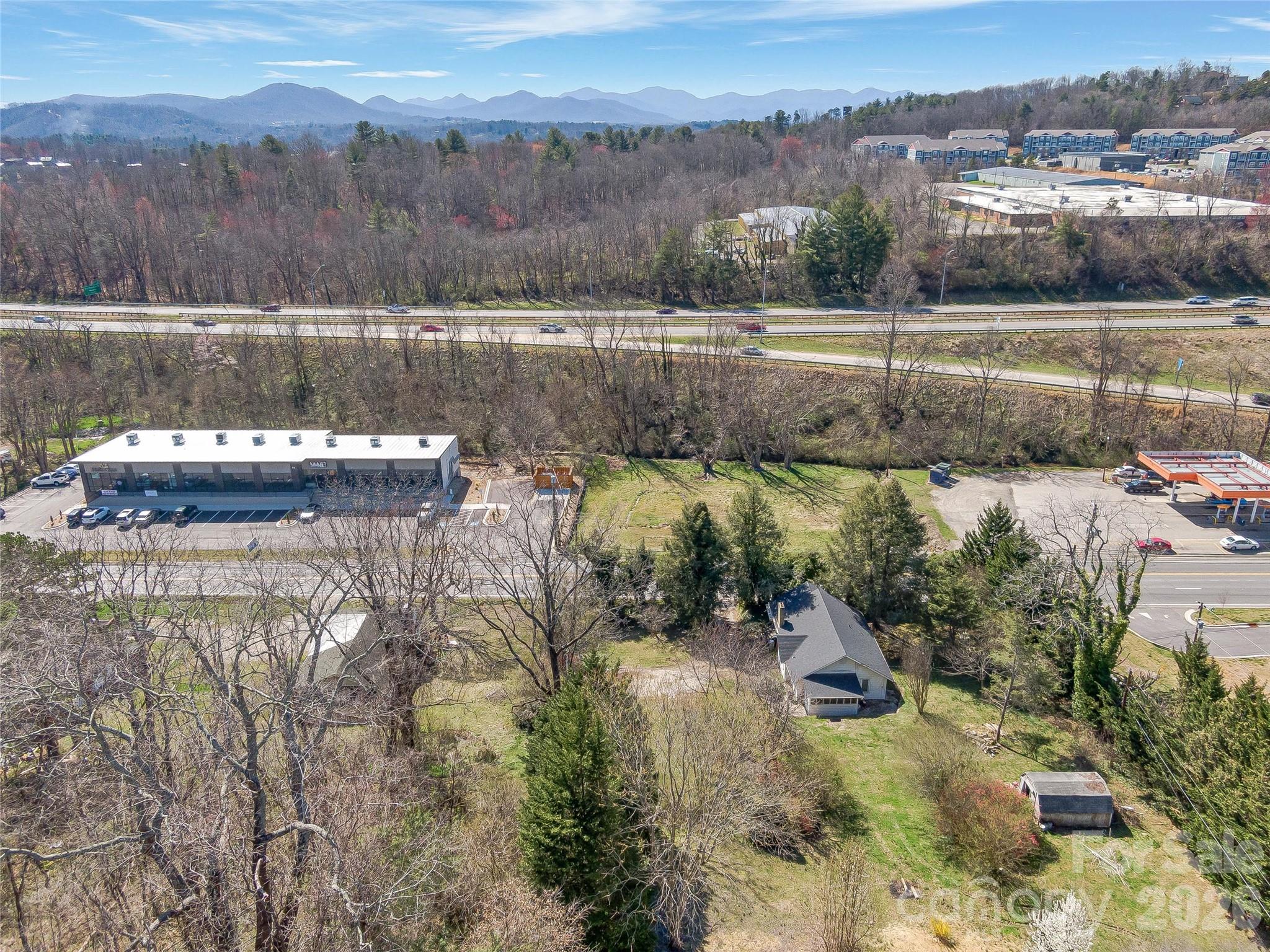 103 Weaverville Road Property Photo 4