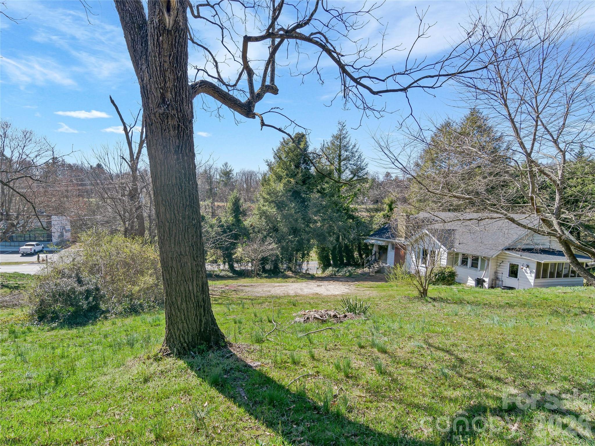 103 Weaverville Road Property Photo 24