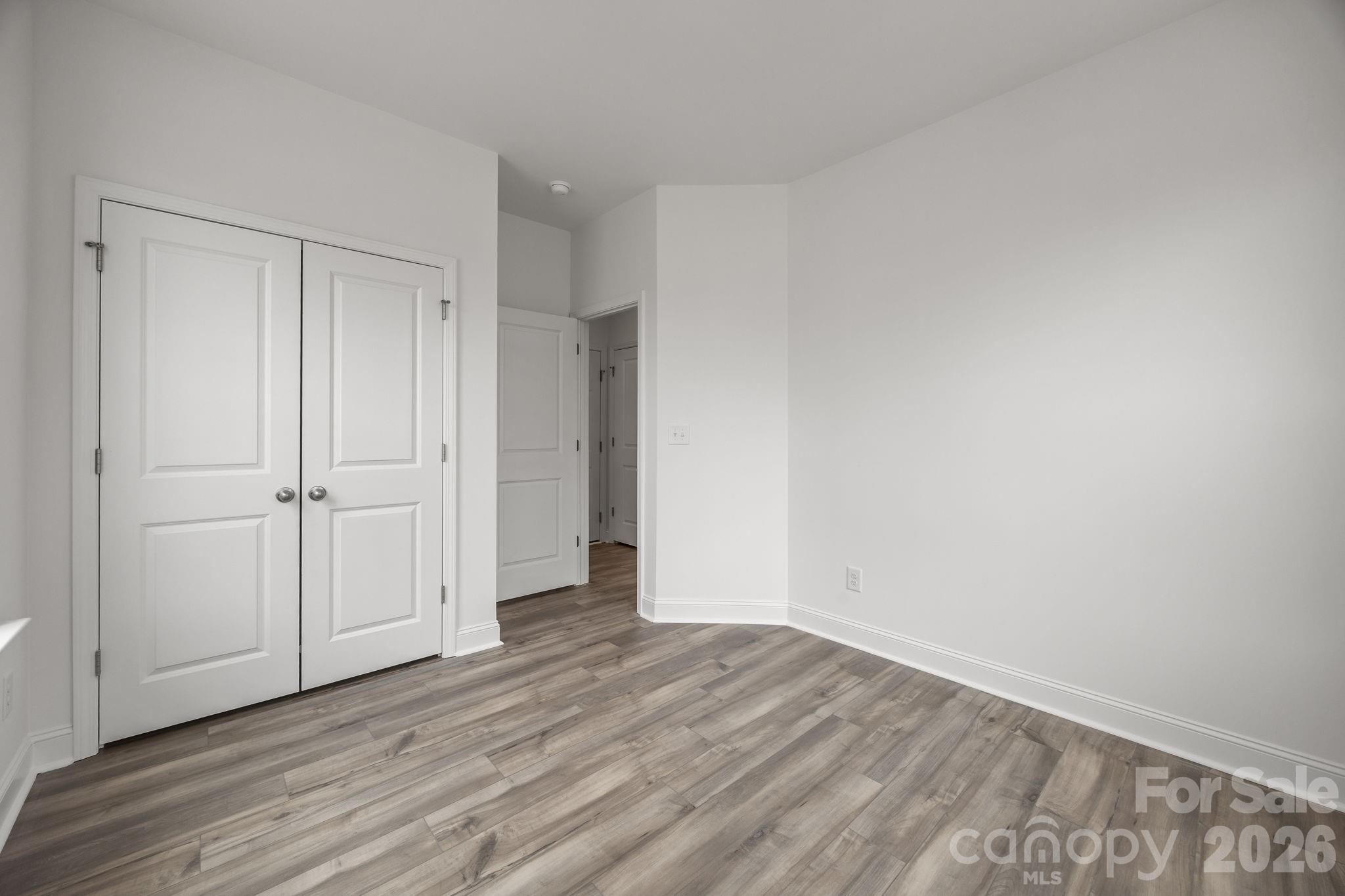 3027 Rozzelles Ferry Road Property Photo 3