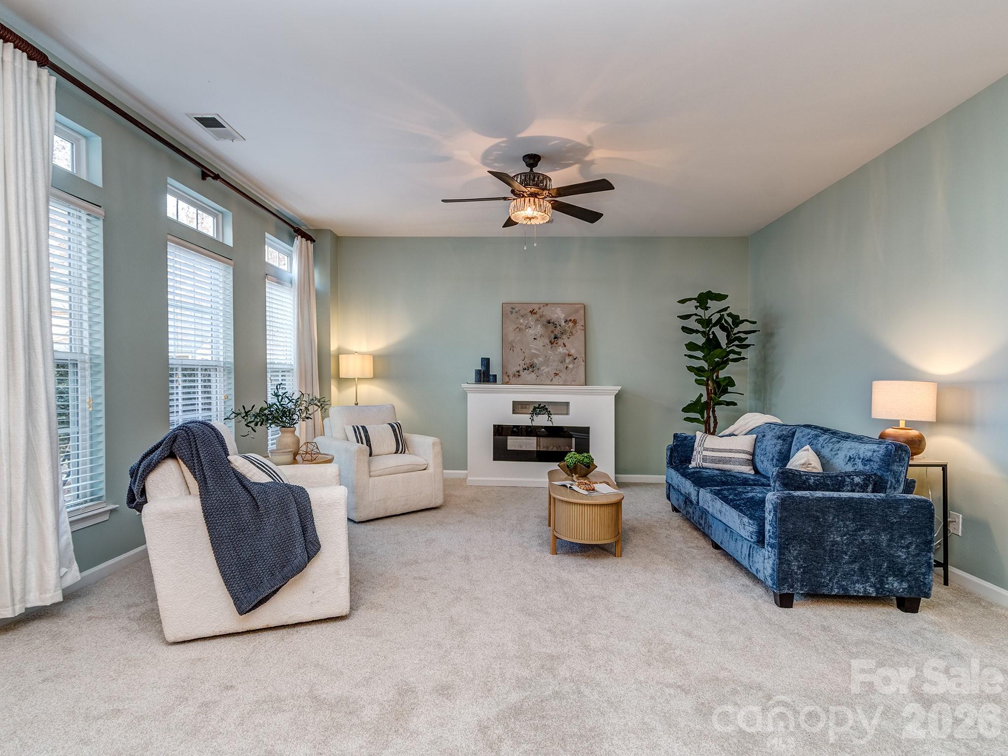 5922 Union Pacific Avenue Property Photo 12