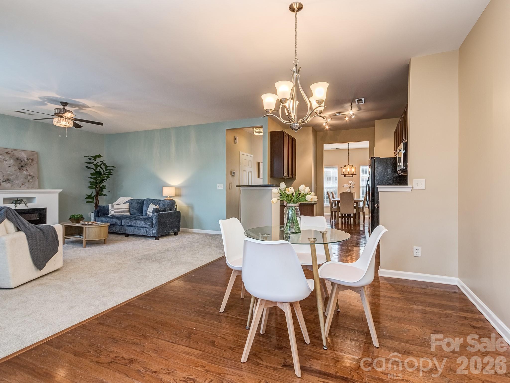 5922 Union Pacific Avenue Property Photo 15