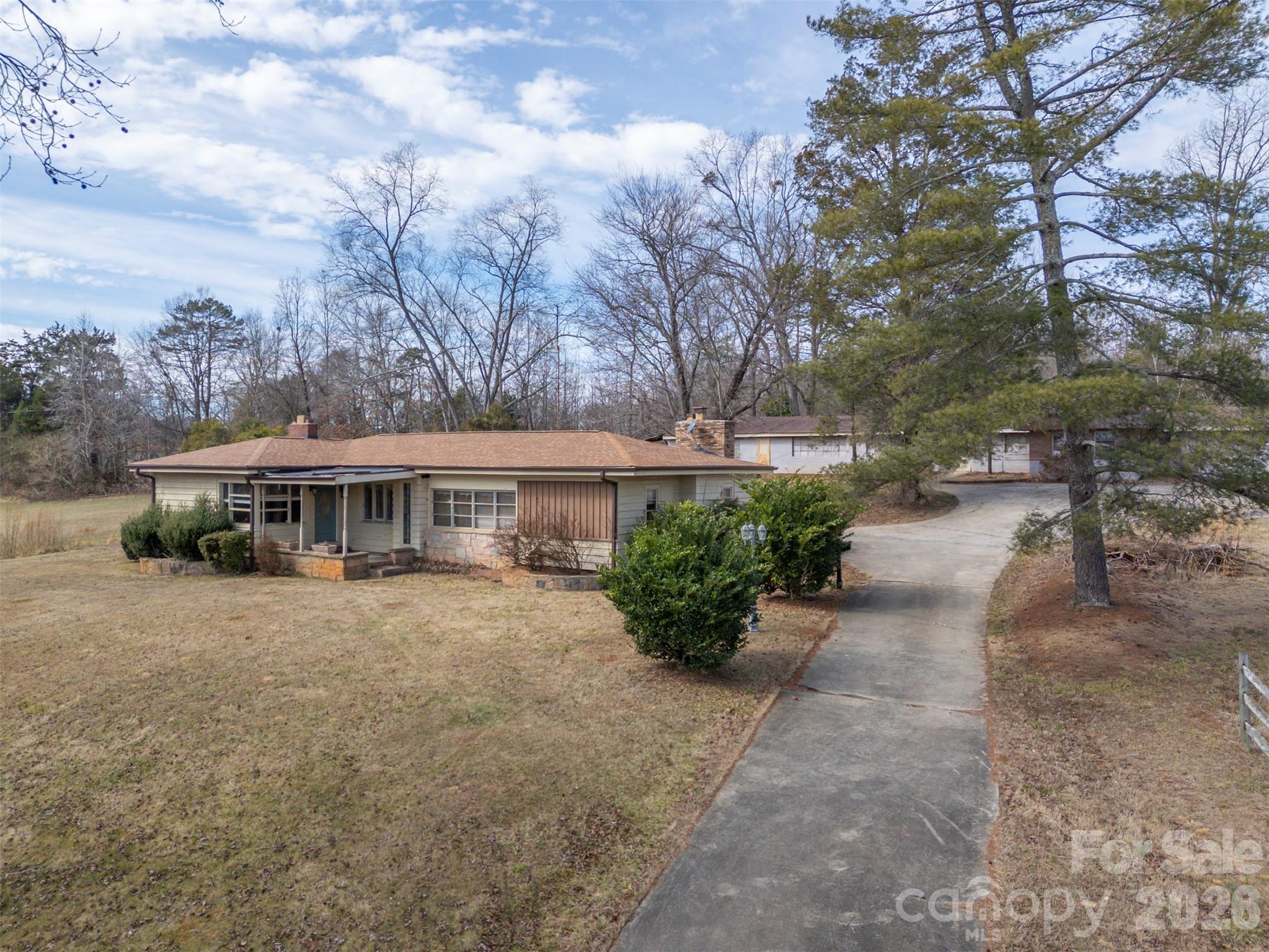 1092 Nc 120 Highway Property Photo 2
