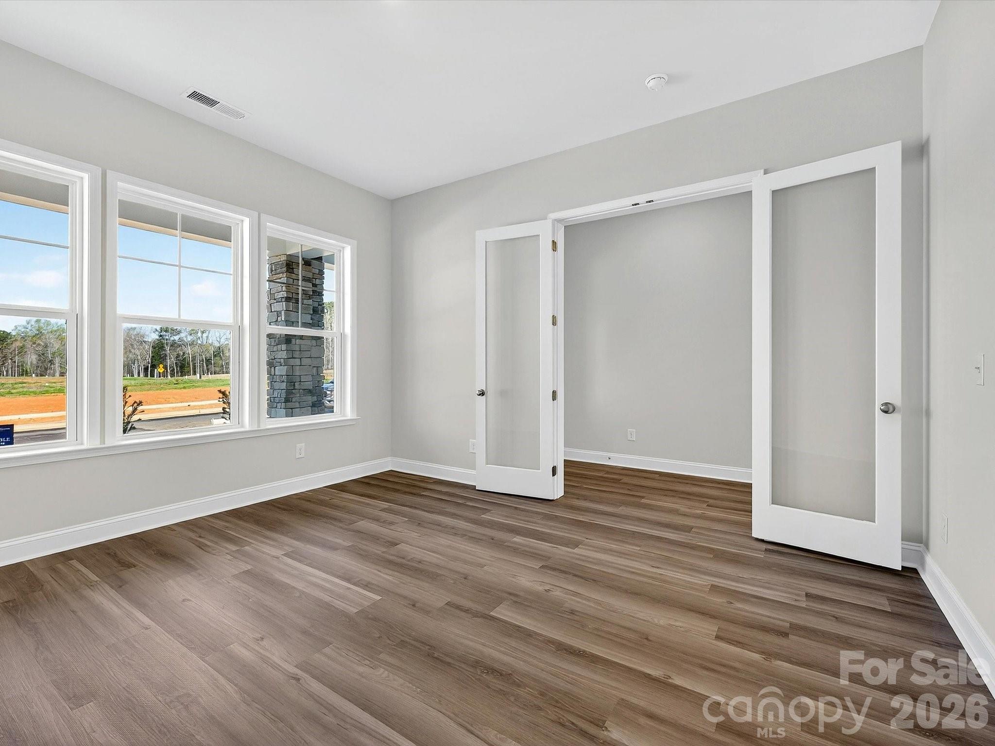 356 Portree Street Property Photo 7