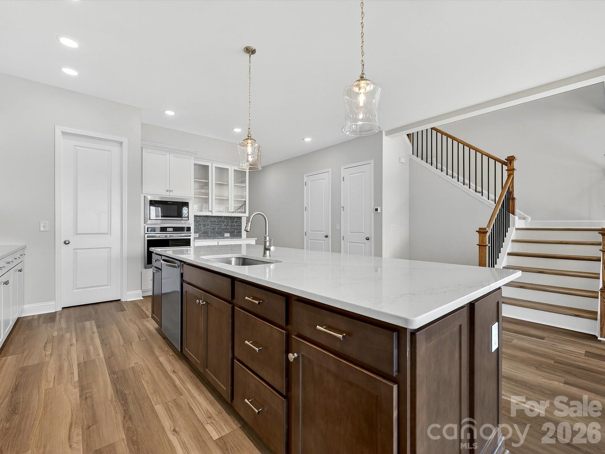 356 Portree Street Property Photo 10