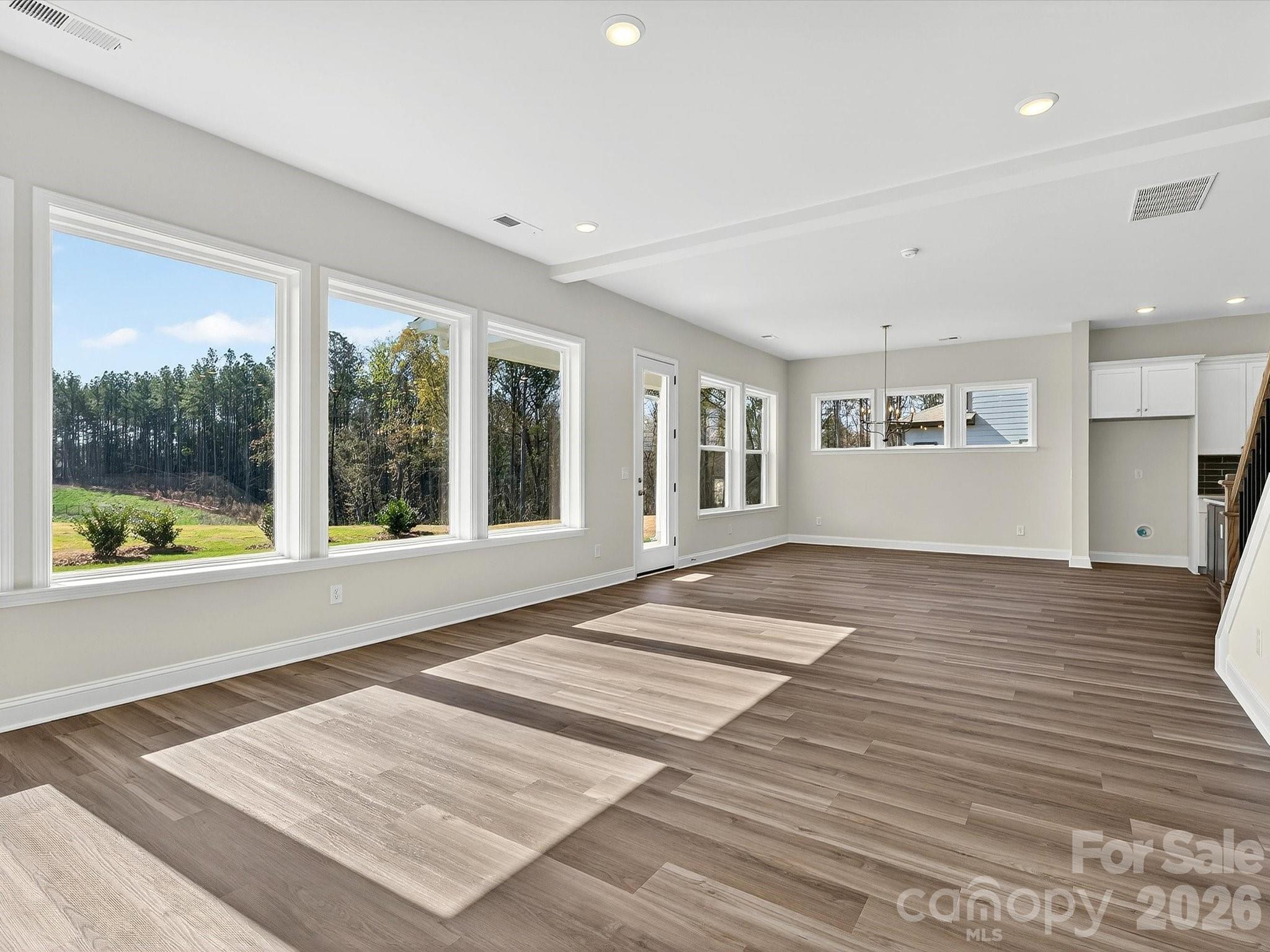 356 Portree Street Property Photo 15