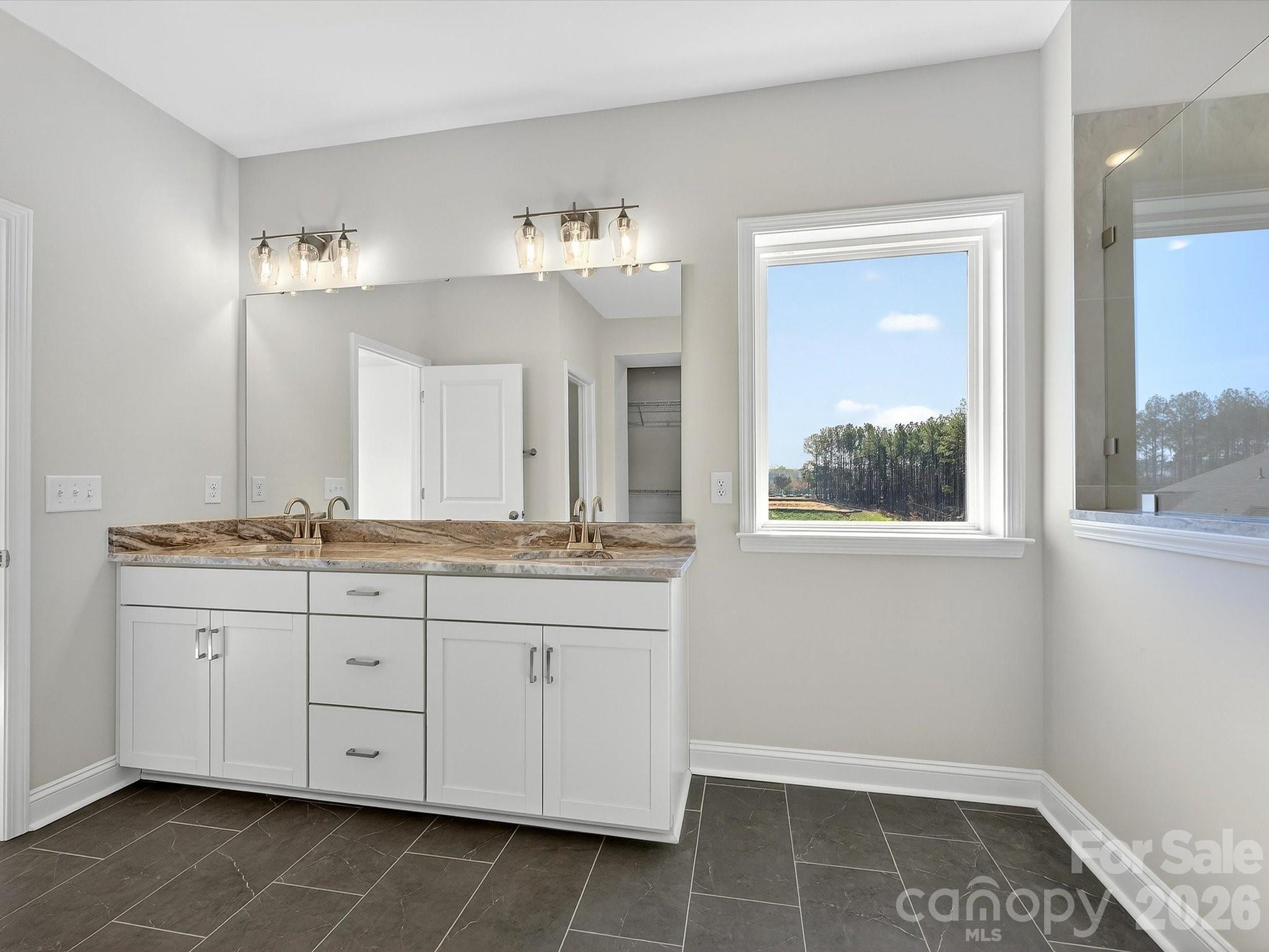 356 Portree Street Property Photo 23