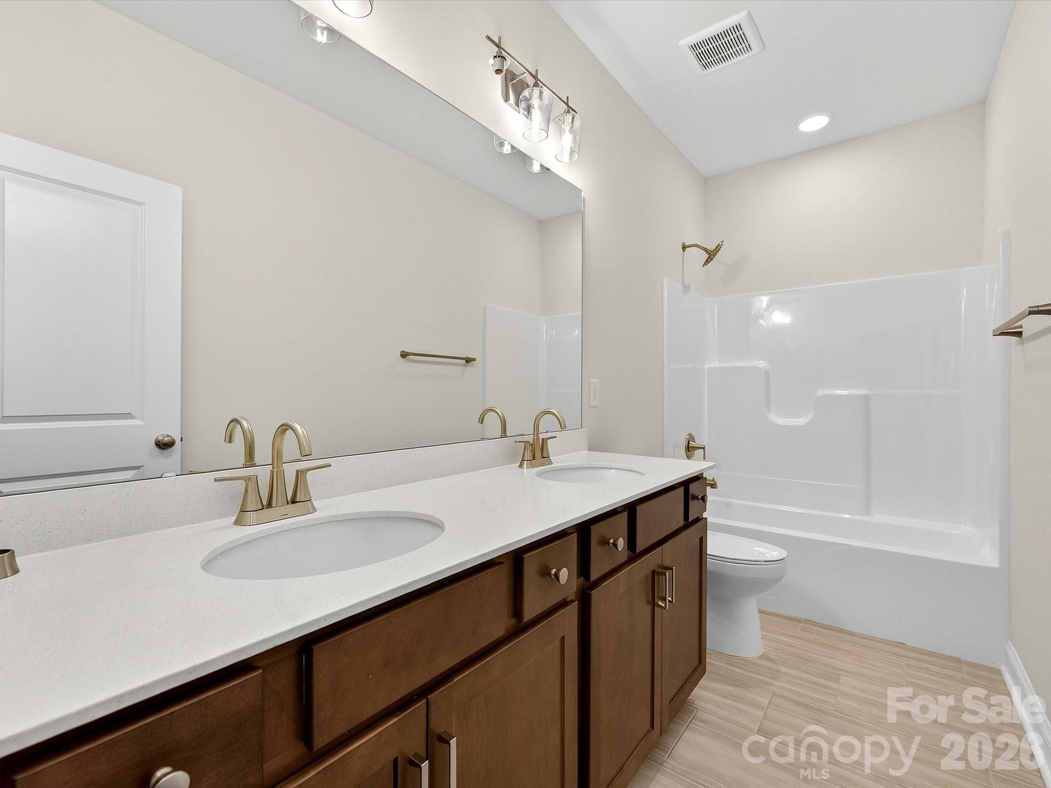 356 Portree Street Property Photo 30