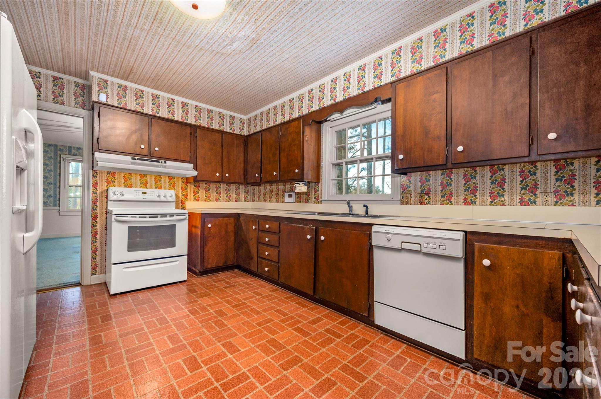 149 Woodbriar Drive Property Photo 10