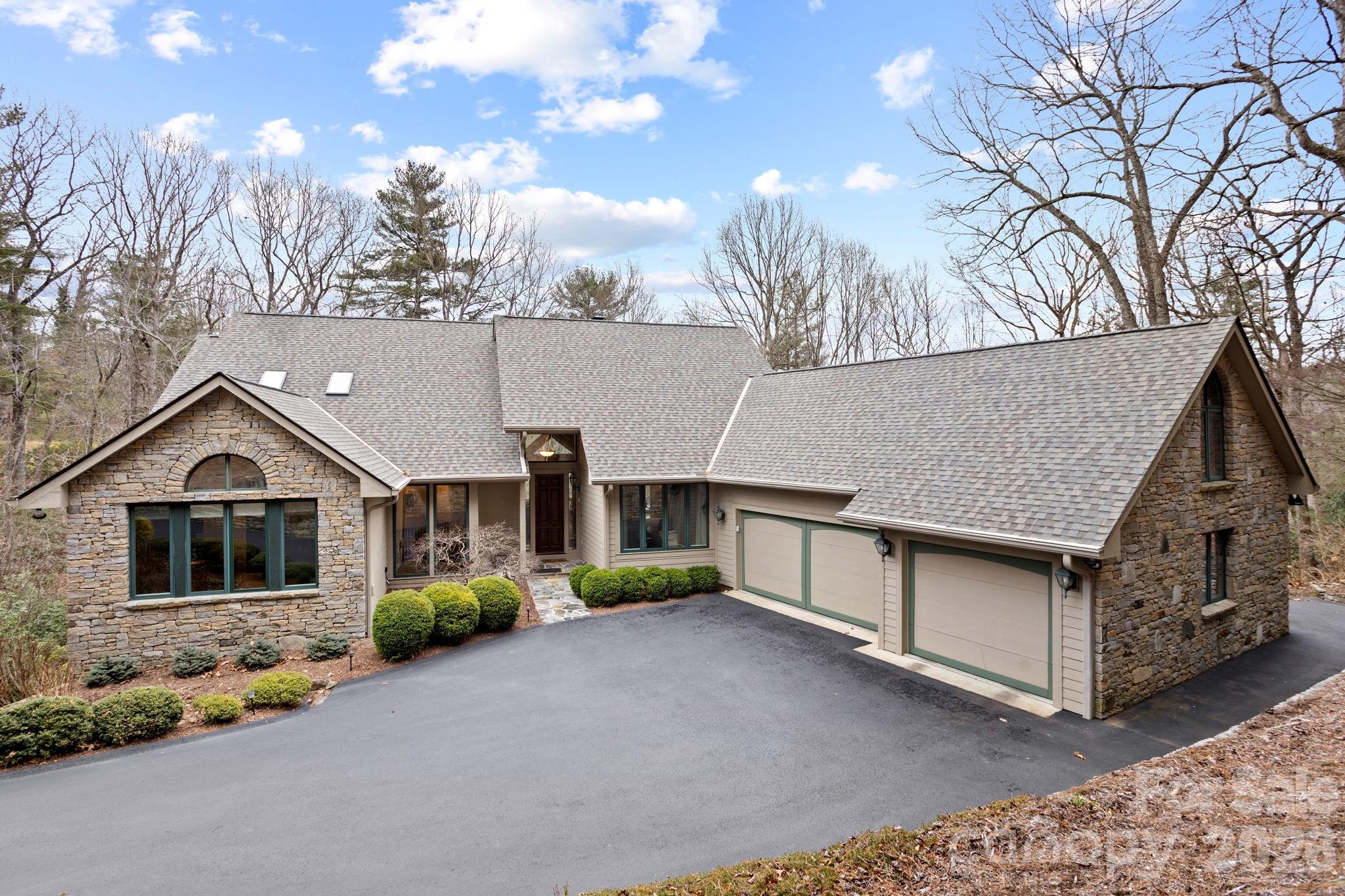 175 Overlook Drive Property Photo 1