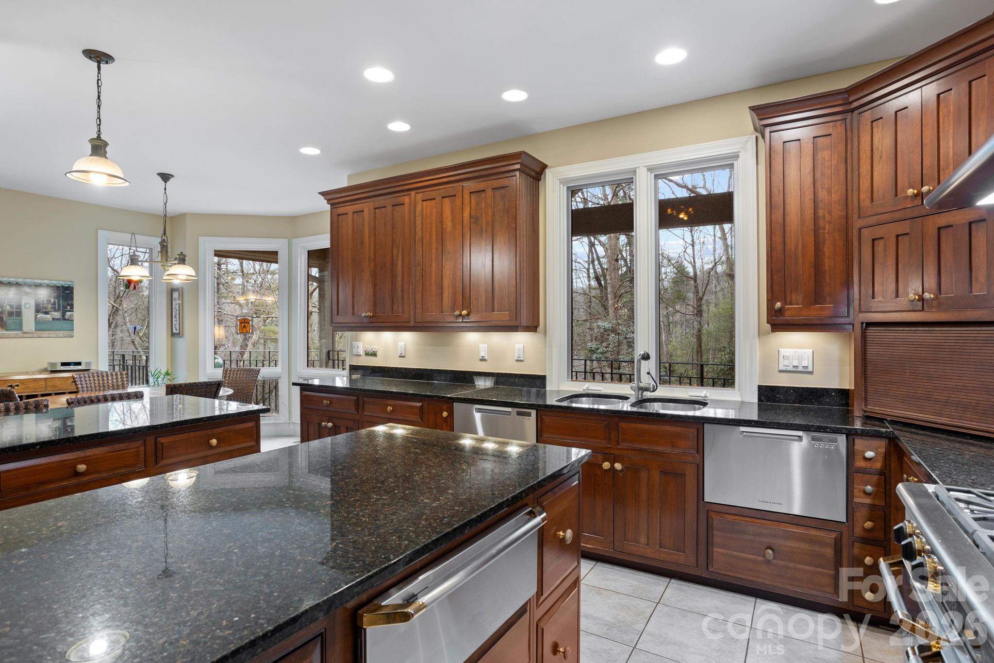 175 Overlook Drive Property Photo 16