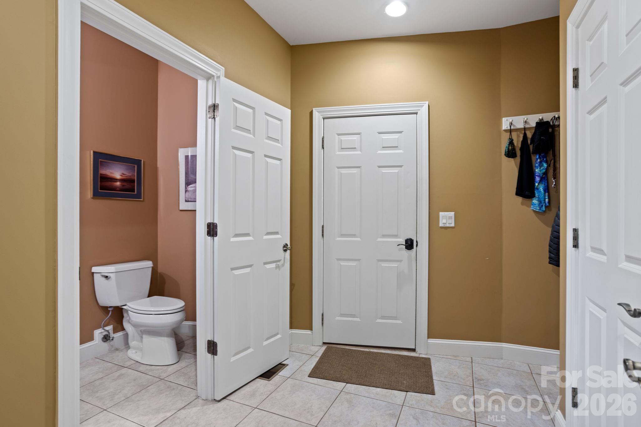 175 Overlook Drive Property Photo 28