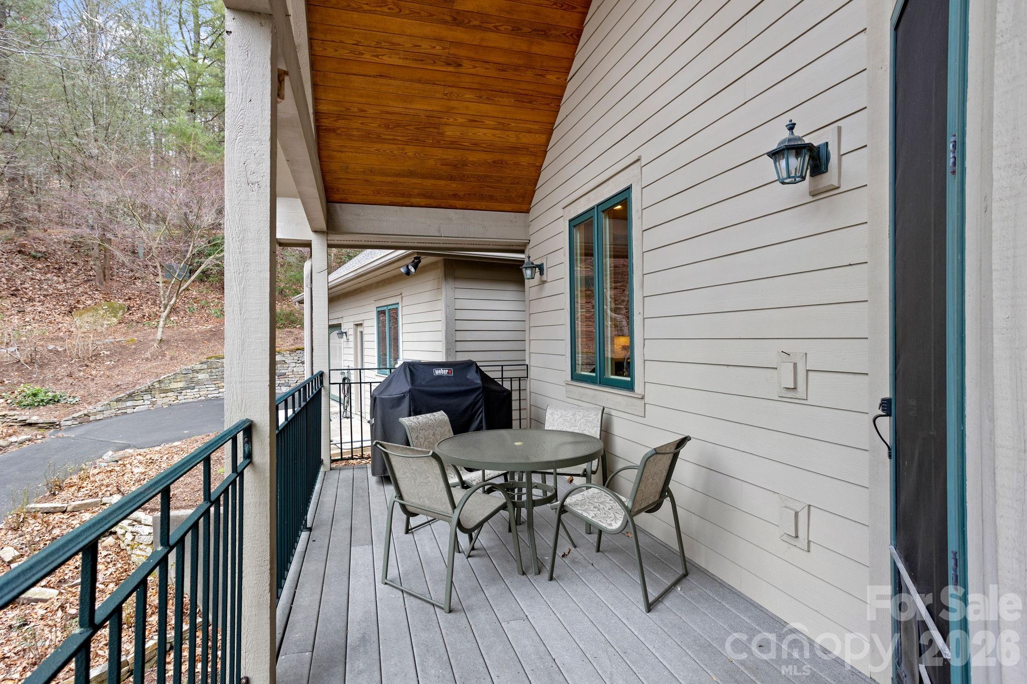 175 Overlook Drive Property Photo 44