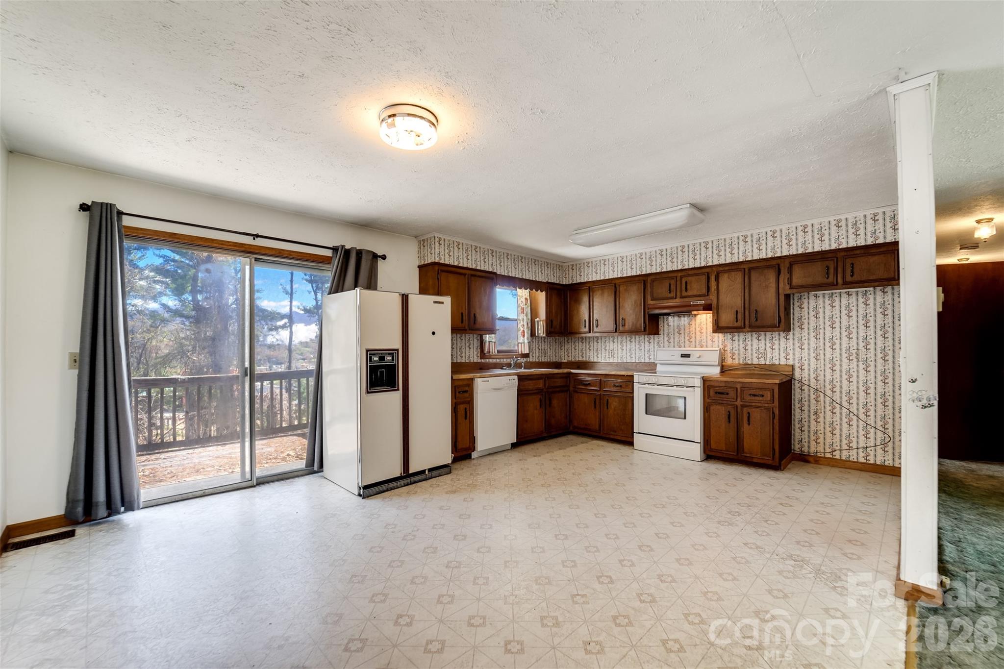 21 Queen Street Property Photo 7