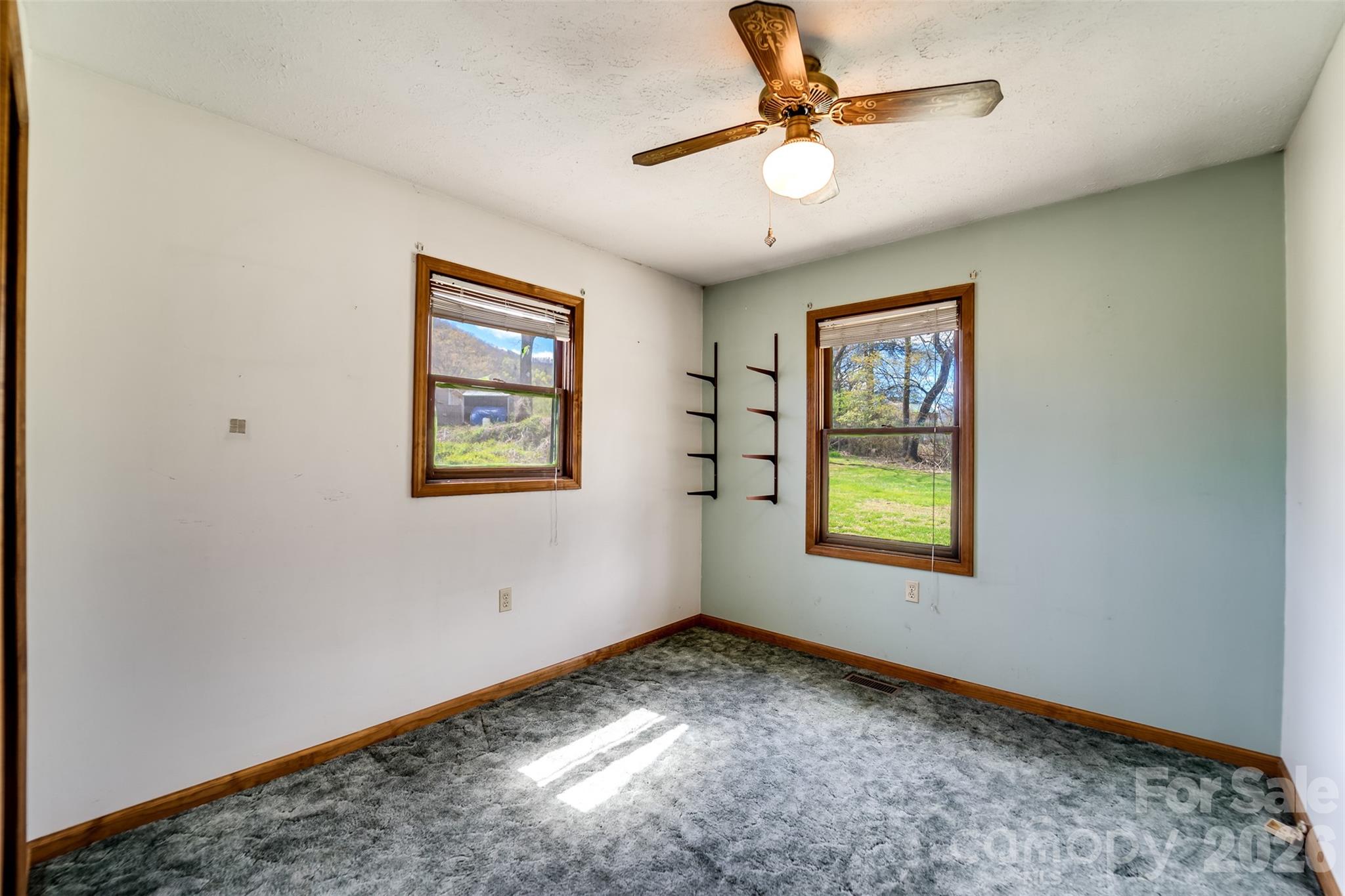 21 Queen Street Property Photo 14