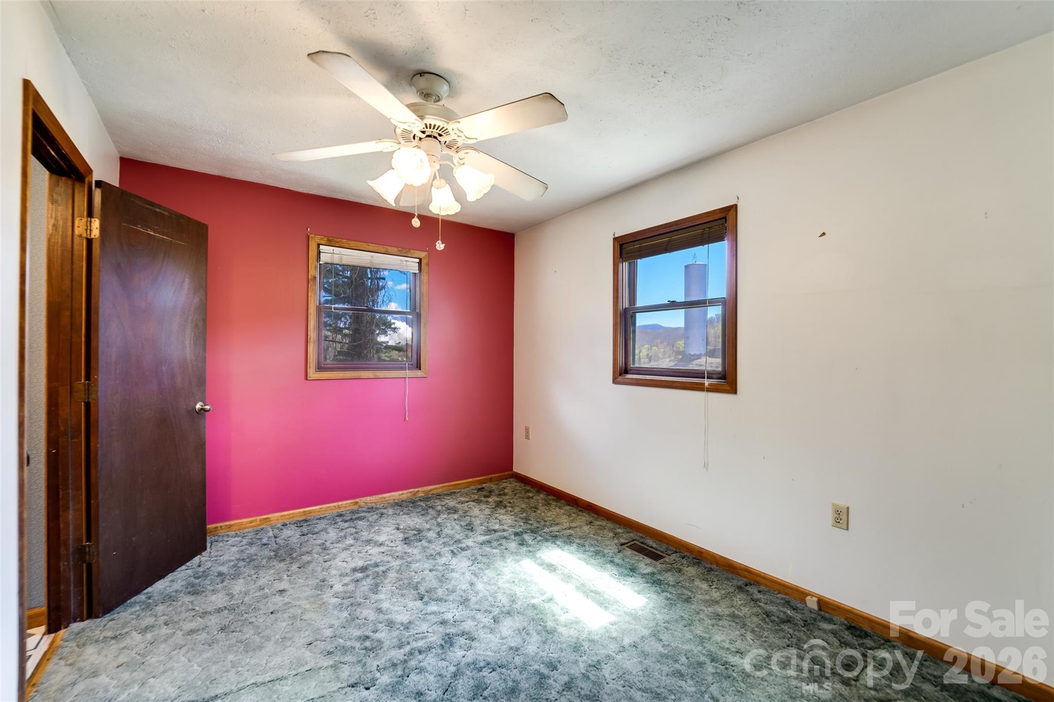21 Queen Street Property Photo 16