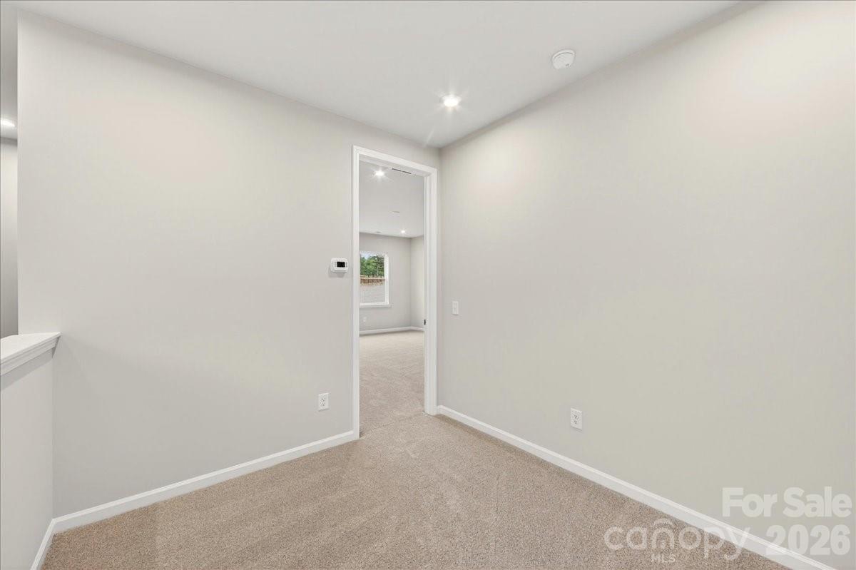 606 Webster Lane Property Photo 17