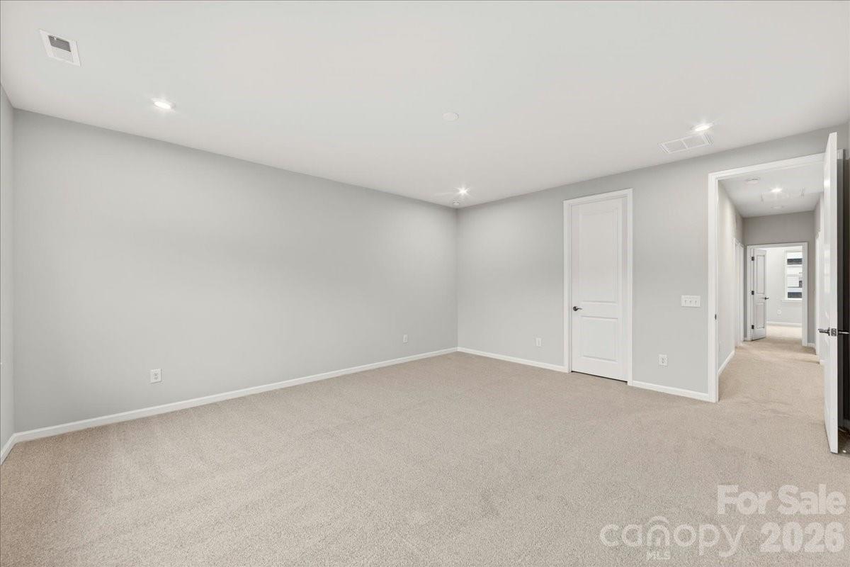 606 Webster Lane Property Photo 19