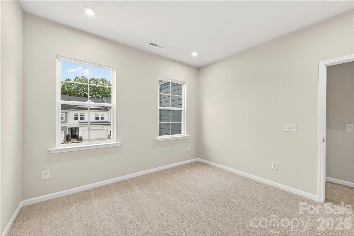 606 Webster Lane Property Photo 23