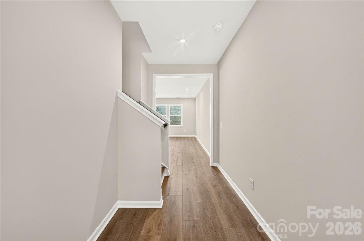 604 Webster Lane Property Photo 5