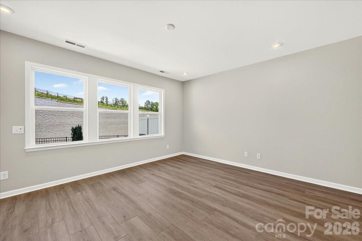 604 Webster Lane Property Photo 19